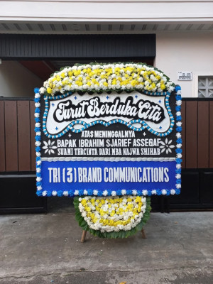 Papan Bunga Duka di Suranenggala